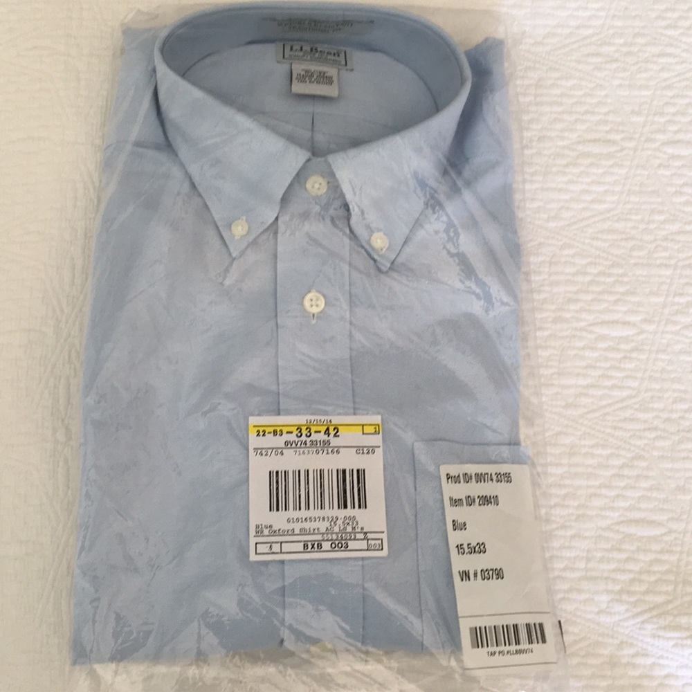 Men’s button down shirt NWT